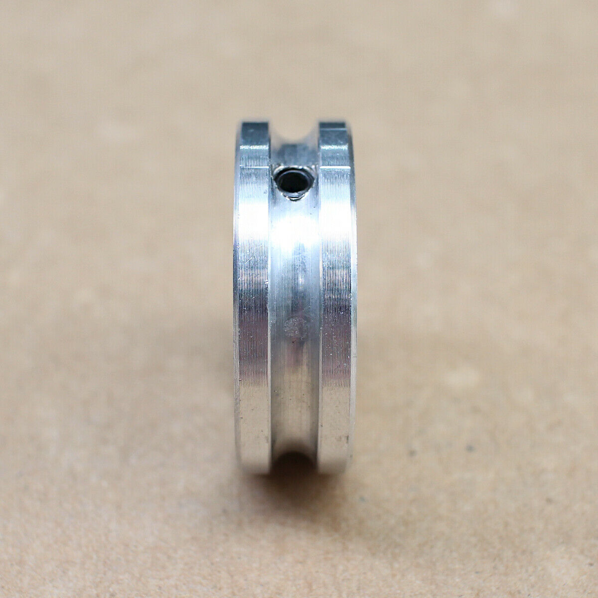 Außendurchmesser 30 mm, Bohrung 5 mm, flache Riemenscheibe mit V-Nut